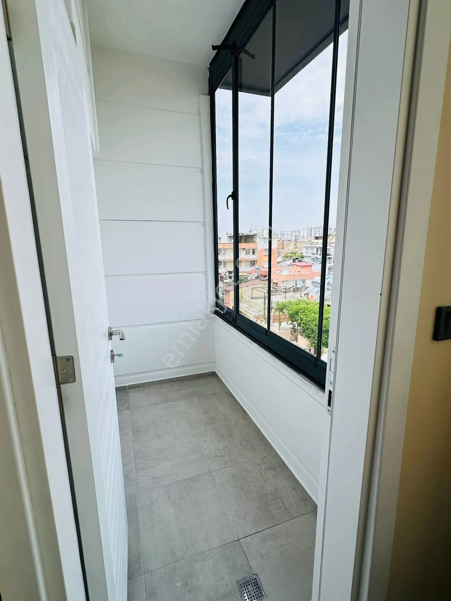 Yeşilyurt İboosman Komple Bina * 29adet 1+1 *5katlı*sıfır Eşyalı *balkonlu *40milyon Barajyolu Civ. — fotoğraf 22