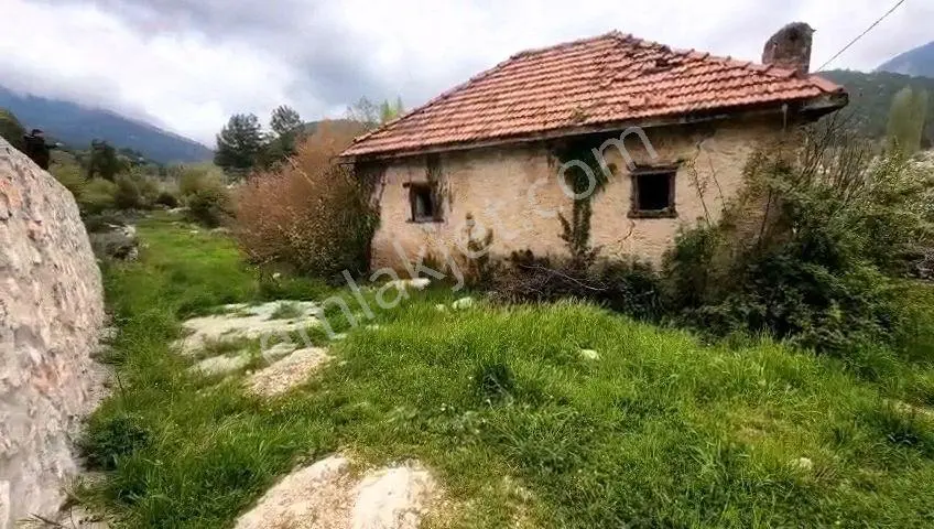 Fethiye Nif,de 1838 M2 İçinde Köy Evi — fotoğraf 3