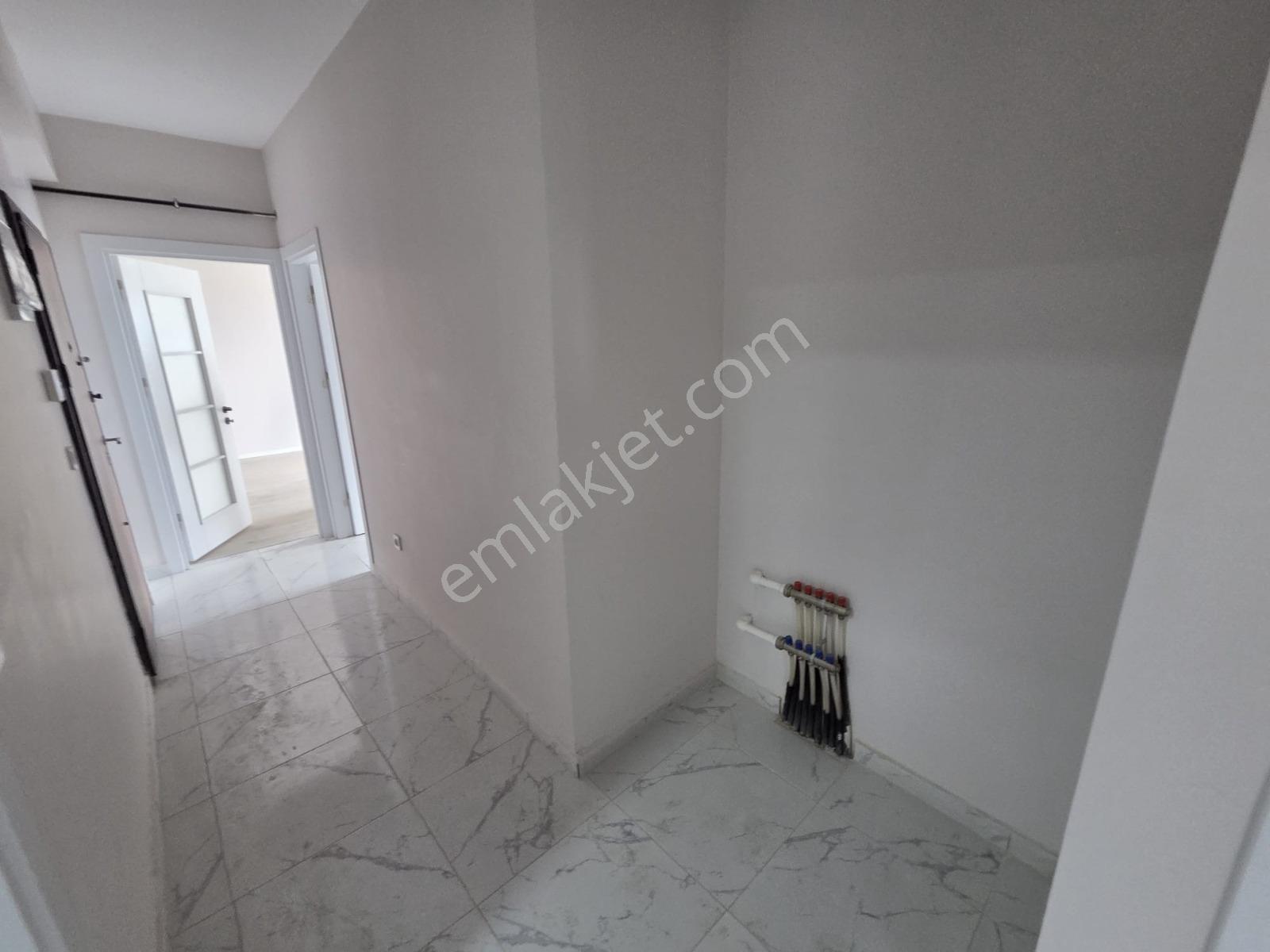Akşemsettin'de Butik Site 3+1 Genişliğinde Çift Banyolu Lüks 2+1 — fotoğraf 10