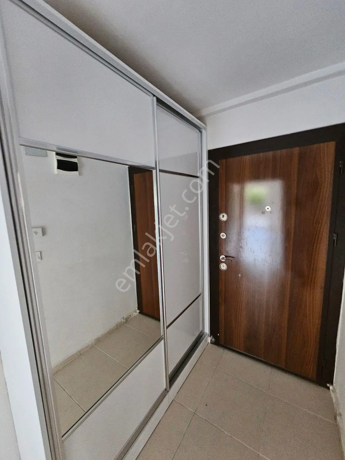 100.yıl Diş Hastahnesi Cviarı 2+1 Açık Mutfak Doğalgazlı+çift Banyolu+ankastre Setli Satılık Daire — fotoğraf 3