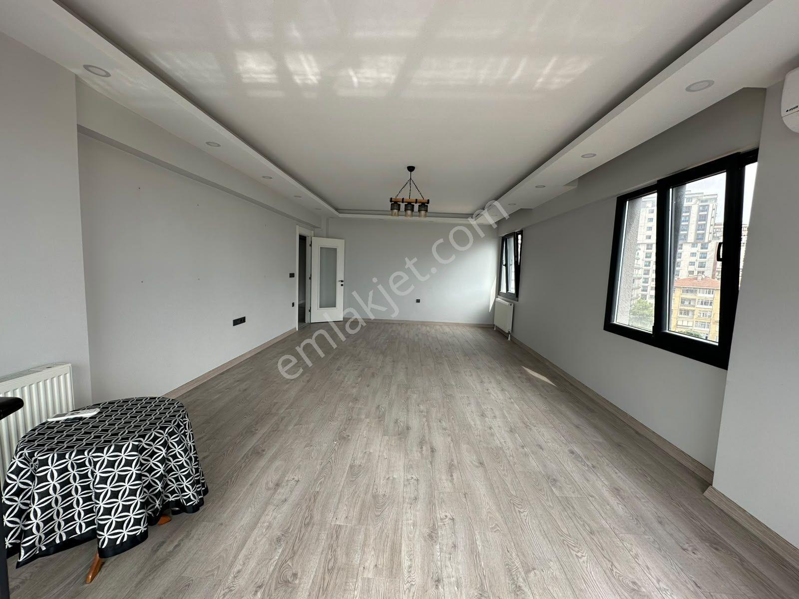 Küçükçekmece Kırımlı Park Da 2+1 Satılık Daıre — fotoğraf 20