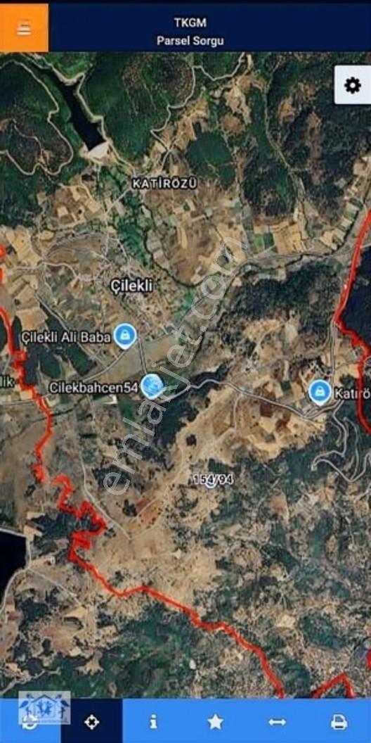 Çilekli'de Resmi Yol Su 1590 M2 Oksijen Deposu Tarla — fotoğraf 7