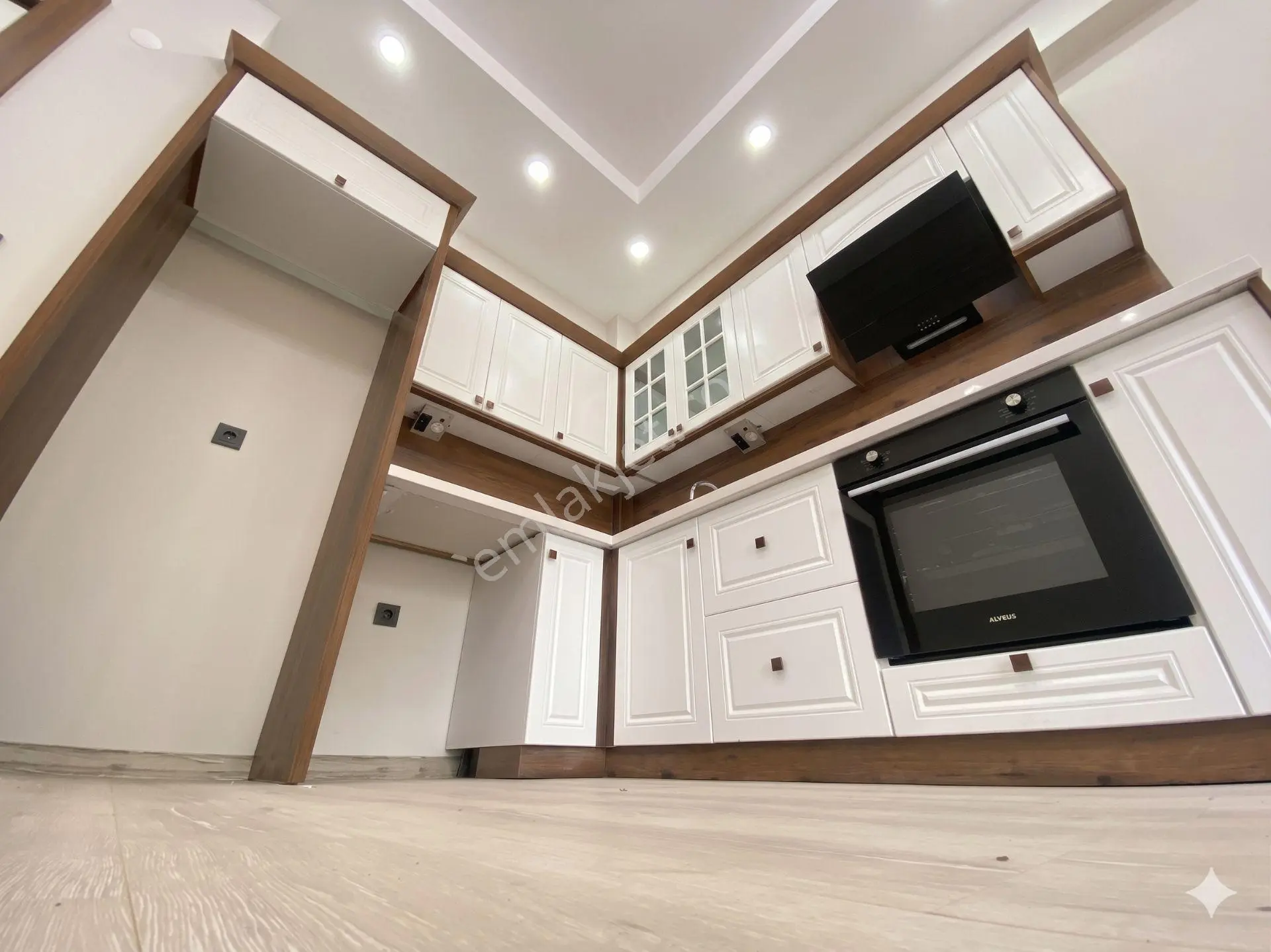 Aktif'ten Yetişen Alır Satılık Oksijen Deposu Ön Cephe Kapalı Otoparklı Harika 2+1daire — fotoğraf 27