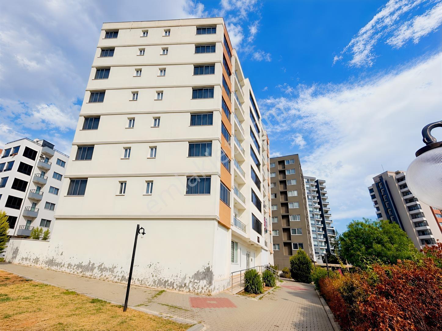 Çiftlikköyde 2+1 Ebeveyn Banyolu Satılık Köşe Daire — fotoğraf 23