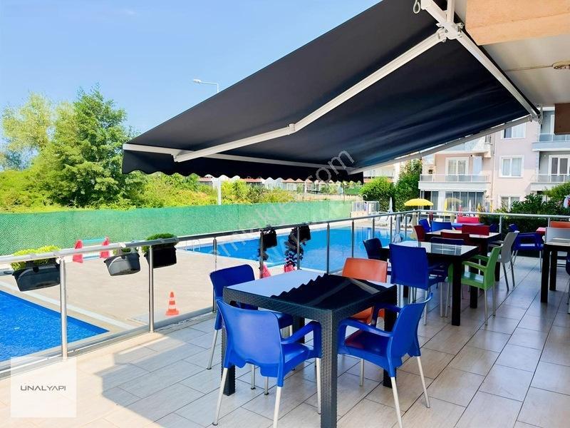 Havuzlu Site İçerisinde Kullanışlı 1+1 Yazlık Daire — fotoğraf 7