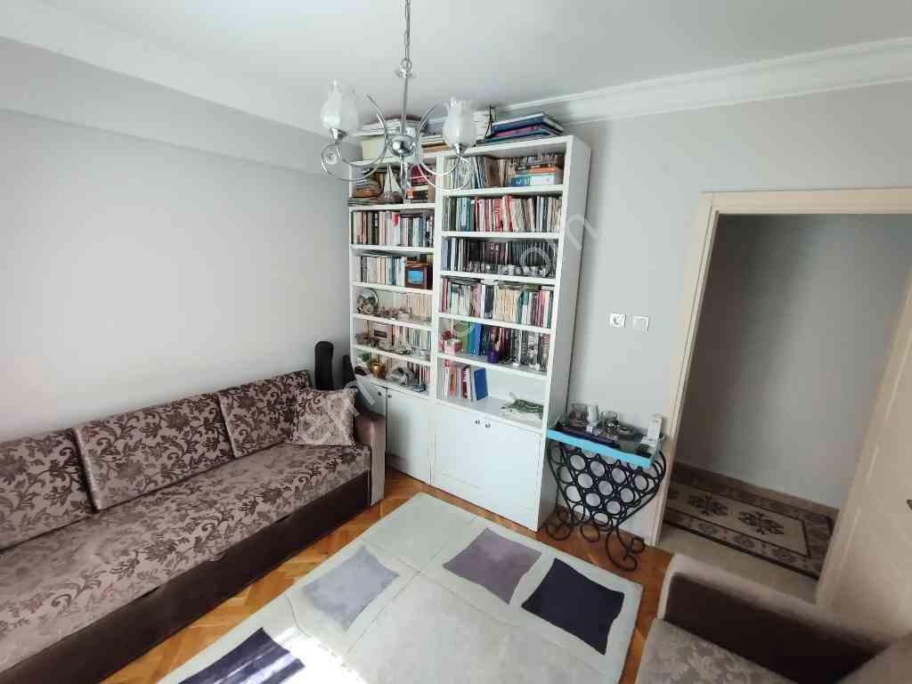 Eyüp Sultan’da Dubleks 3+2 | 200 M² Net Kullanim Terasli Krediye Uygun — fotoğraf 8