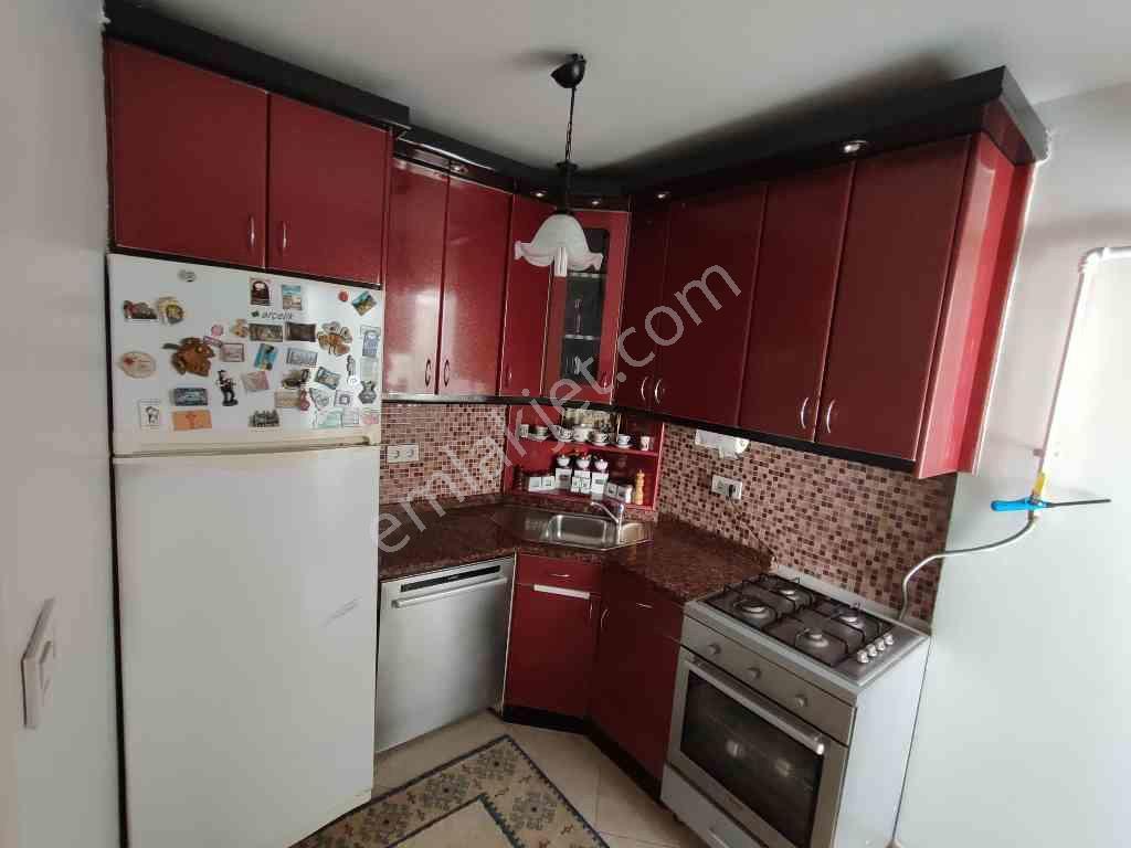 Eyüp Sultan’da Dubleks 3+2 | 200 M² Net Kullanim Terasli Krediye Uygun — fotoğraf 9