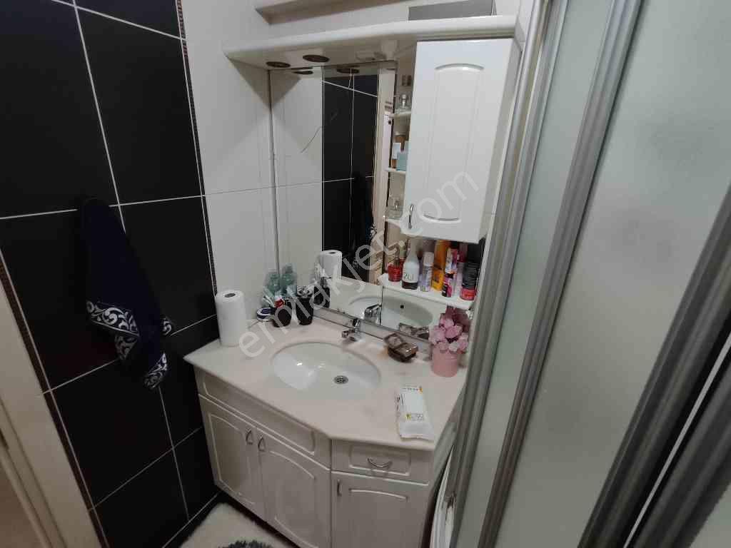 Eyüp Sultan’da Dubleks 3+2 | 200 M² Net Kullanim Terasli Krediye Uygun — fotoğraf 13
