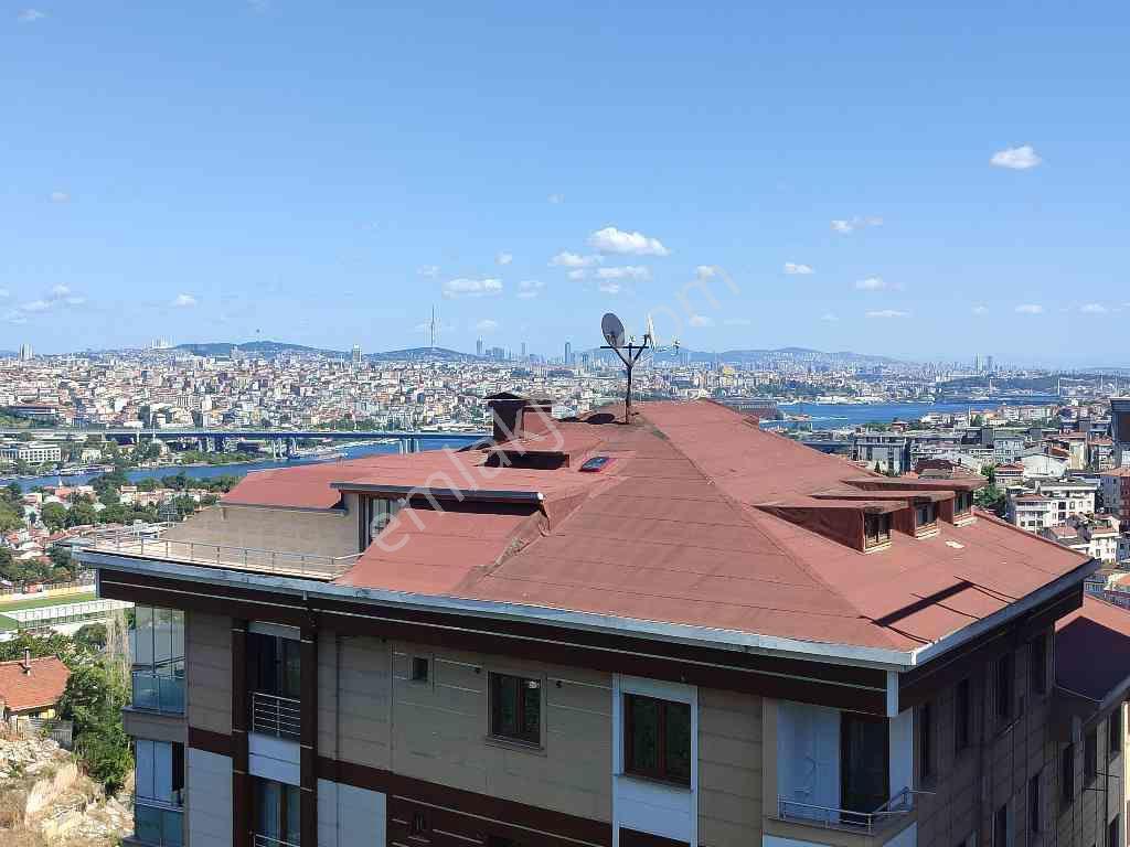Eyüp Sultan’da Dubleks 3+2 | 200 M² Net Kullanim Terasli Krediye Uygun — fotoğraf 32