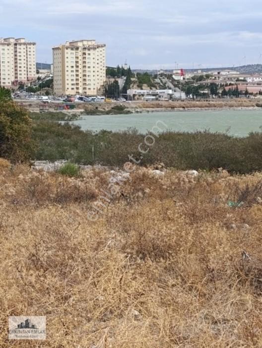 Yenişakran Cezaevi Kampüsü Karşısı Müstakil Tapulu Satılık Tarla