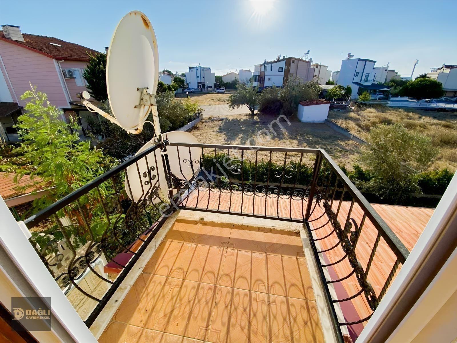 Dağlı !gayrimenkul'den|geniş Bahçeli|müstakil|3+1|fırsat|villa — fotoğraf 2