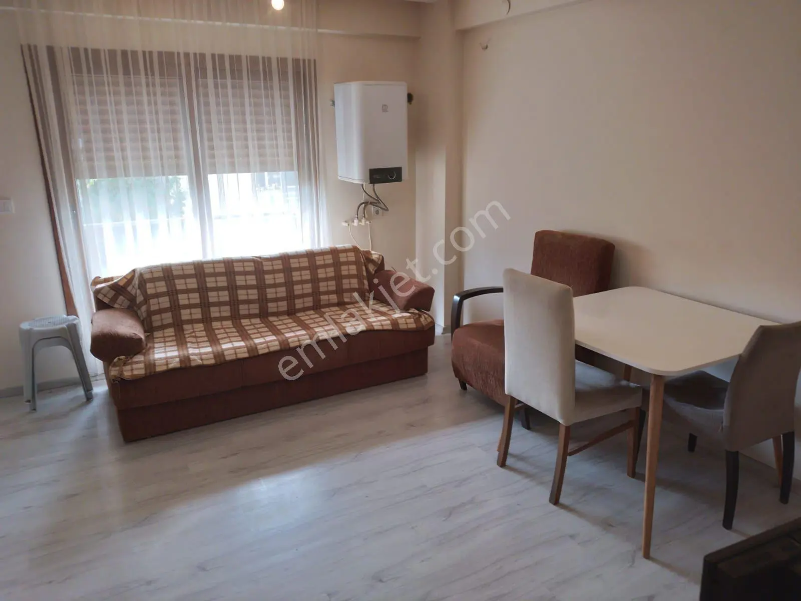 İzban Yakını, Kiracılı, Eşyalı 1+1 Daire