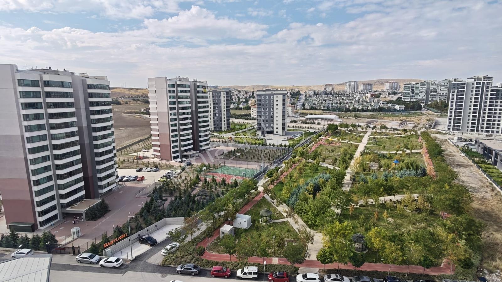 Yaşamkent Yaşam Kule'de 1+1 Konforunda Satılık Daire! — fotoğraf 3