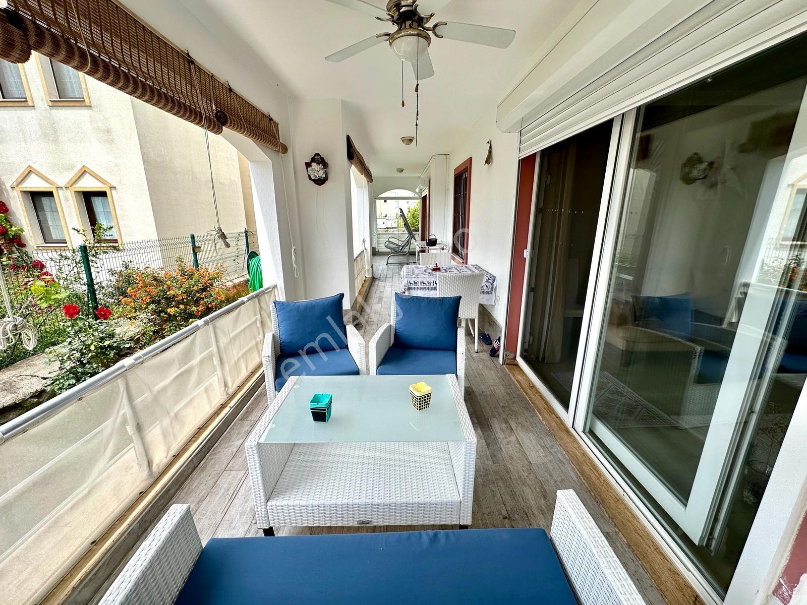 Turgutreis Merkezde Satılık 3+1 Bahçe Katı Geniş Daire — fotoğraf 27
