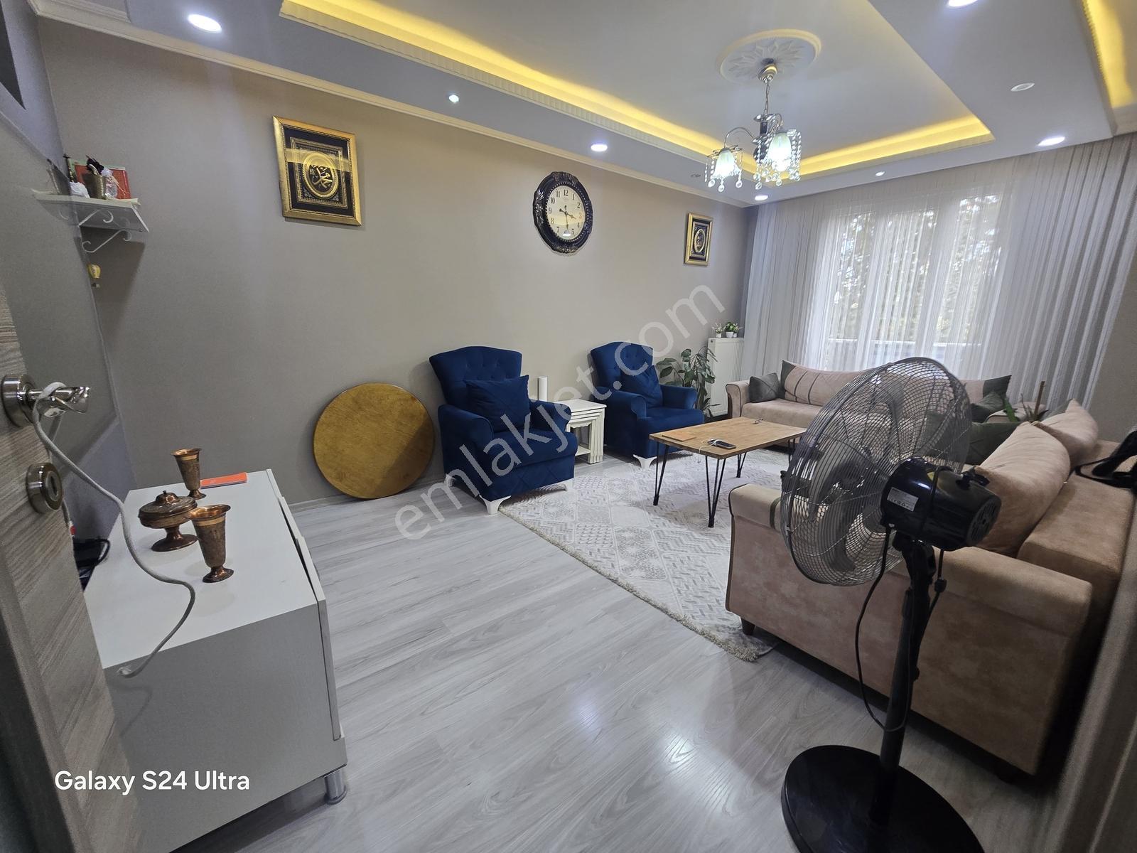 Pusula İnş.tan Cebeci Mah Cadde Uzerinde 120m2 3+1 3kat Daire — fotoğraf 6