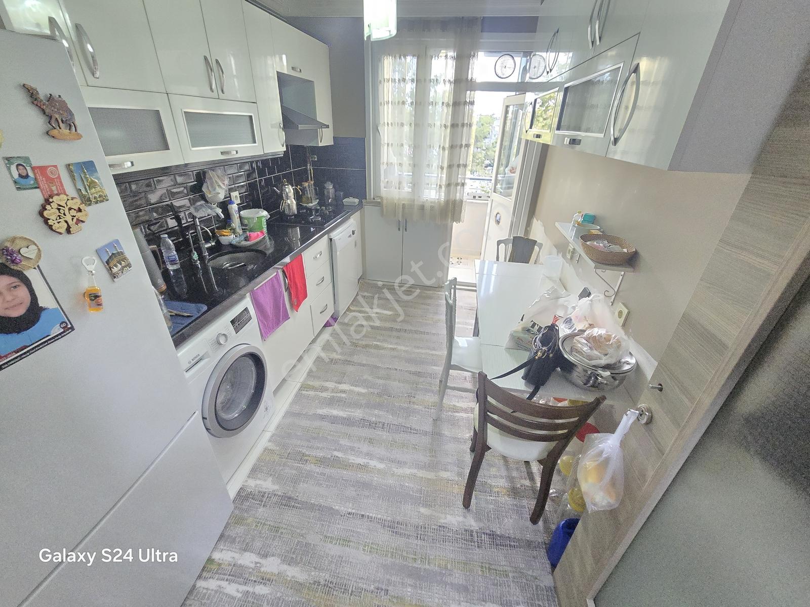 Pusula İnş.tan Cebeci Mah Cadde Uzerinde 120m2 3+1 3kat Daire — fotoğraf 23