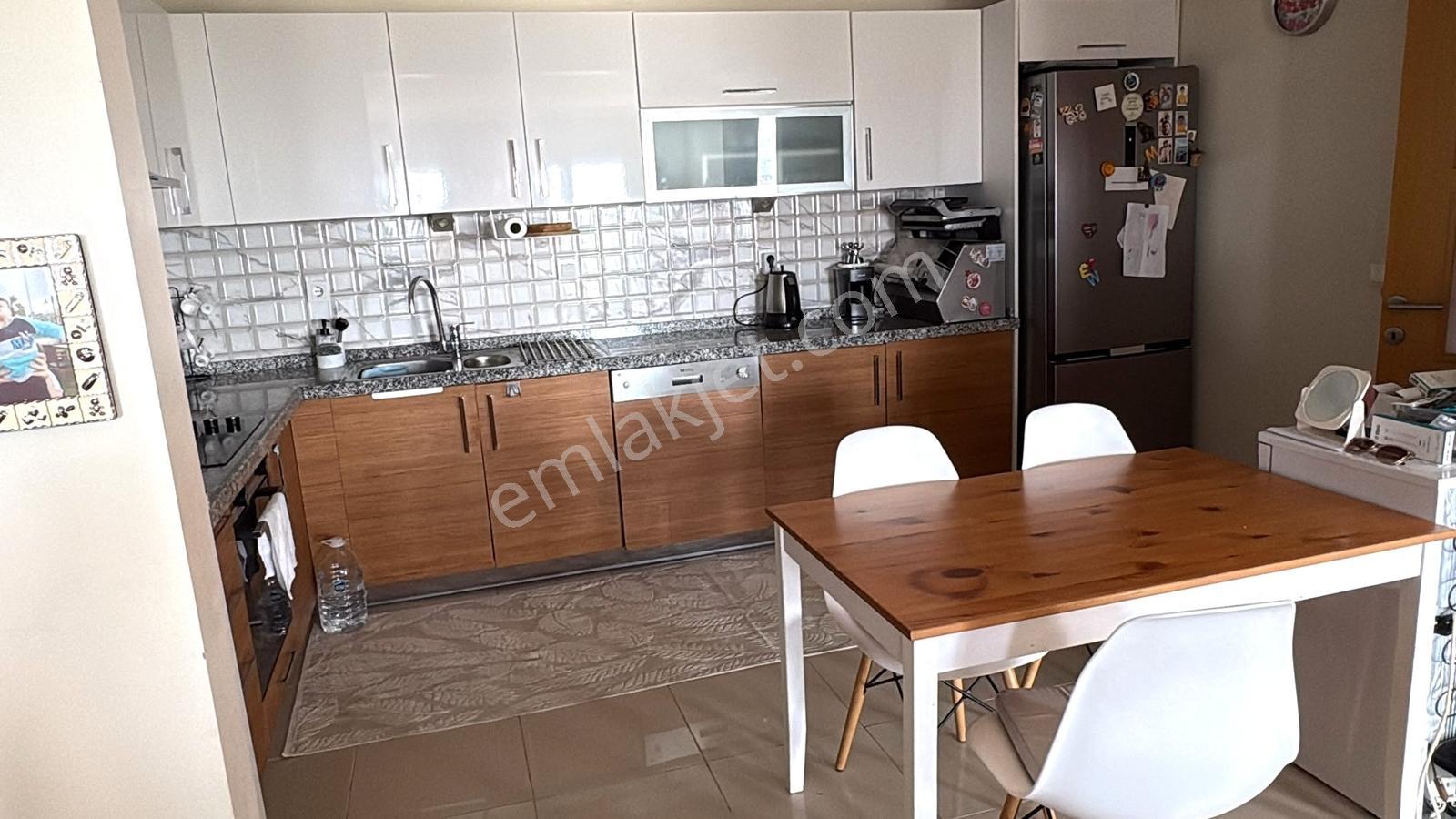Bir İstanbul Evlerinde Geniş 3+1 — fotoğraf 8