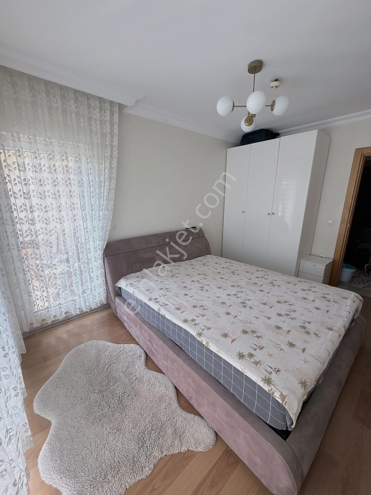 Bir İstanbul Evlerinde Geniş 3+1 — fotoğraf 10