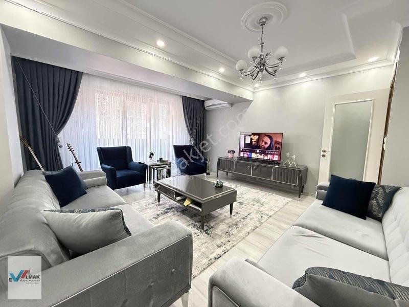 Evalmak'Ta İnönü Mah.De 3+1(130M2) Lüks Yapım Arakat Daire
