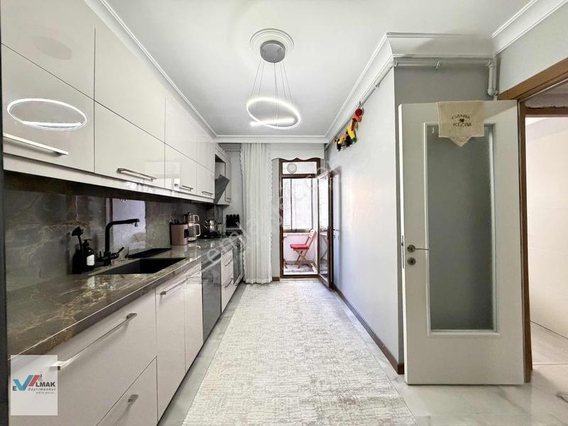 Evalmak'ta İnönü Mah.de 3+1(130m2) Lüks Yapım Arakat Daire — fotoğraf 6