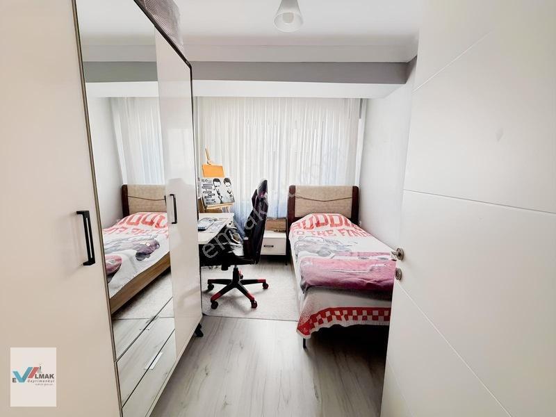 Evalmak'ta İnönü Mah.de 3+1(130m2) Lüks Yapım Arakat Daire — fotoğraf 19