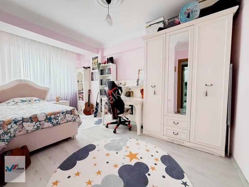 Evalmak'ta İnönü Mah.de 3+1(130m2) Lüks Yapım Arakat Daire — fotoğraf 21