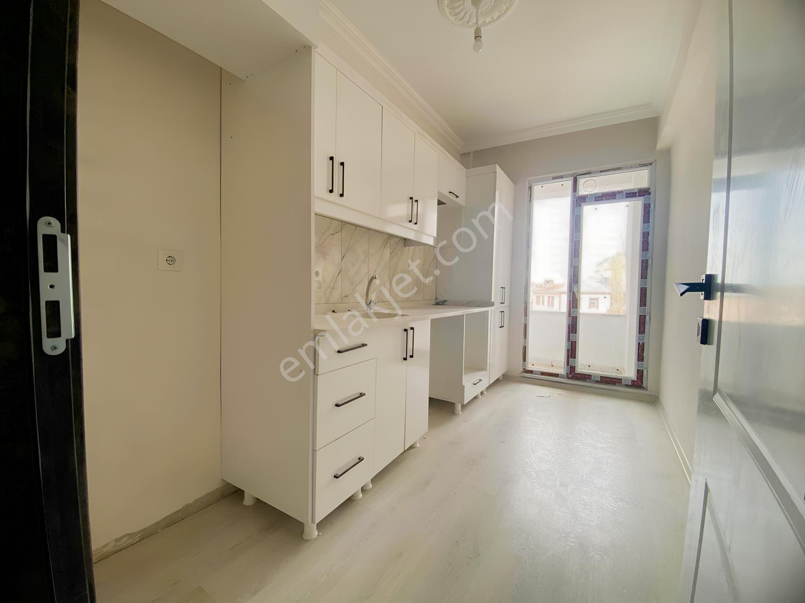 Valilik Yakını 1+1 Ultra Lüks Daire