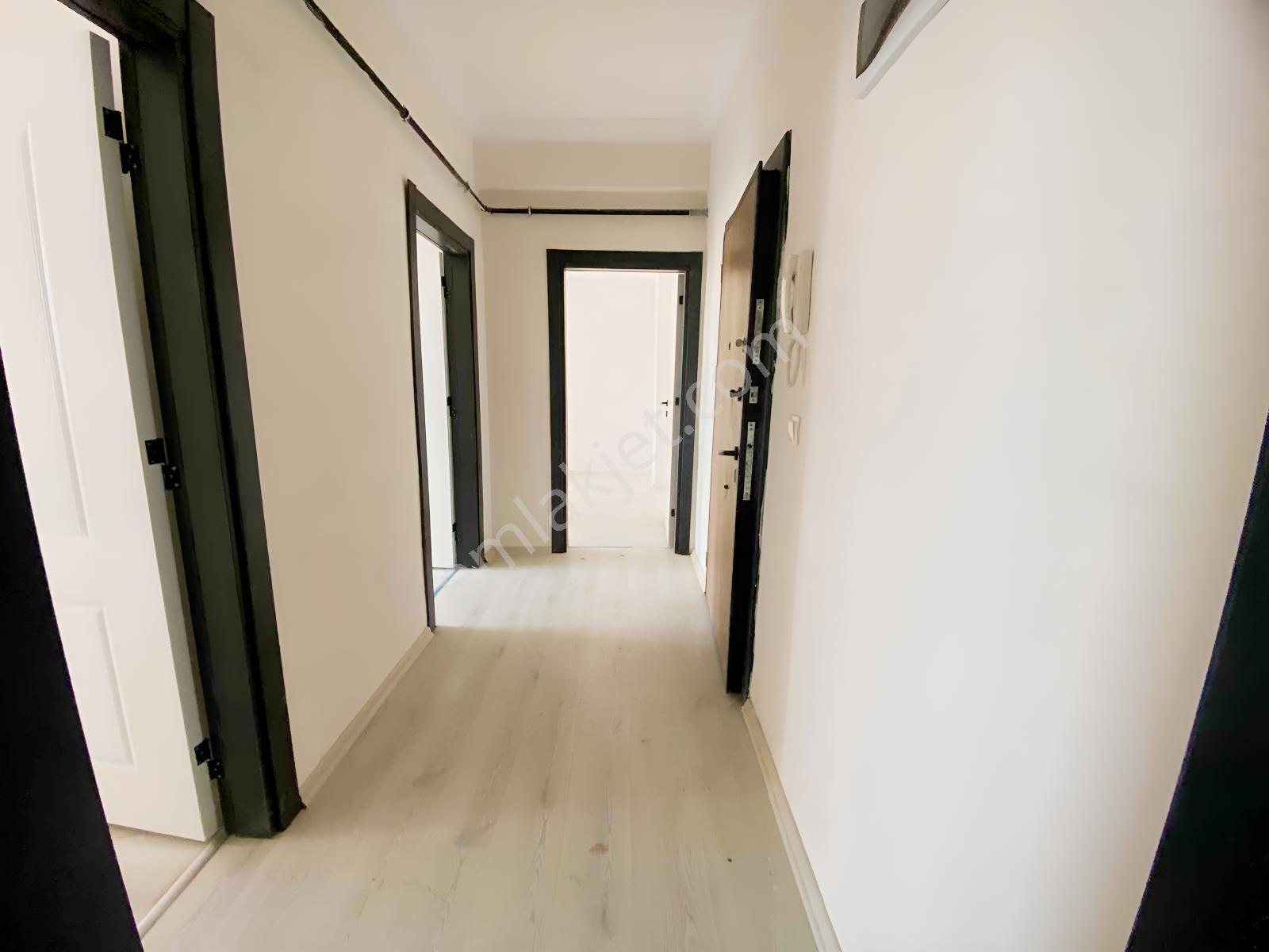 Valilik Yakını 1+1 Ultra Lüks Daire — fotoğraf 3