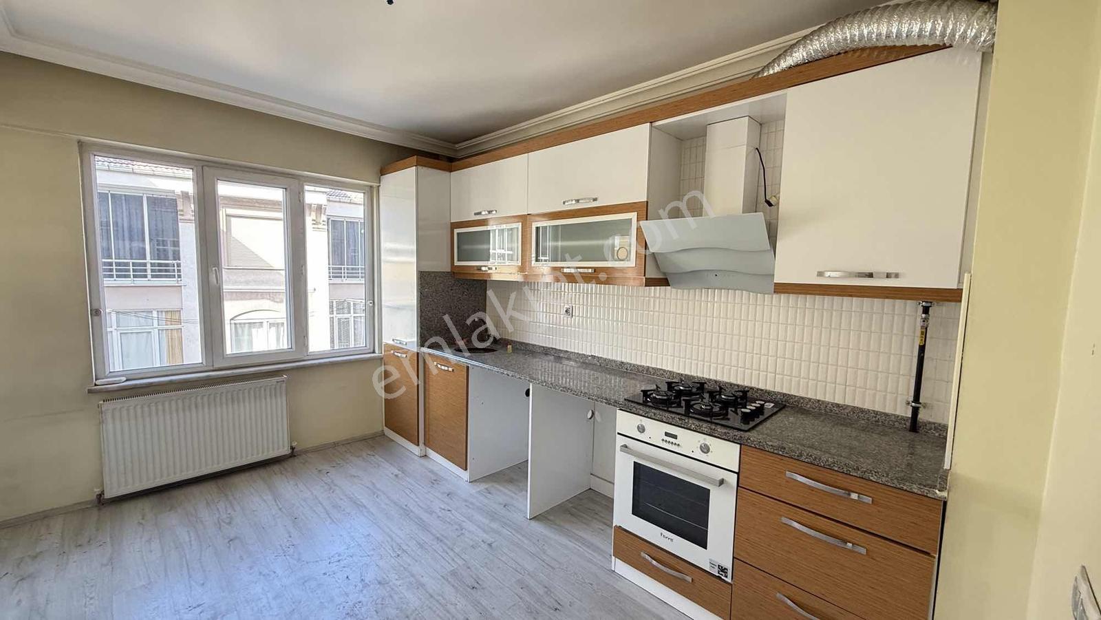 Karatay Araplar Mh. Büyük Sinan Cd. Üzeri 2+1 Satılık Daire — fotoğraf 4