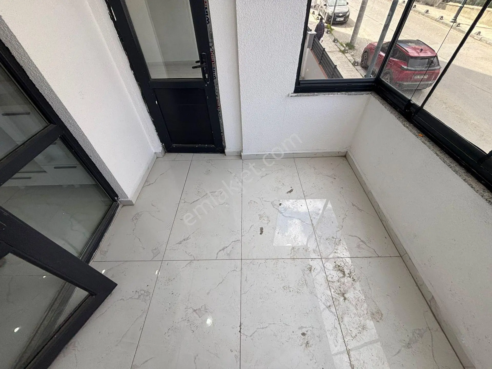 **eryıldız İnşaat'tan 7/24 Güvenlikli Havuzlu Site İçinde 155m2 Ebeweyn Banyolu 3+1 — fotoğraf 8