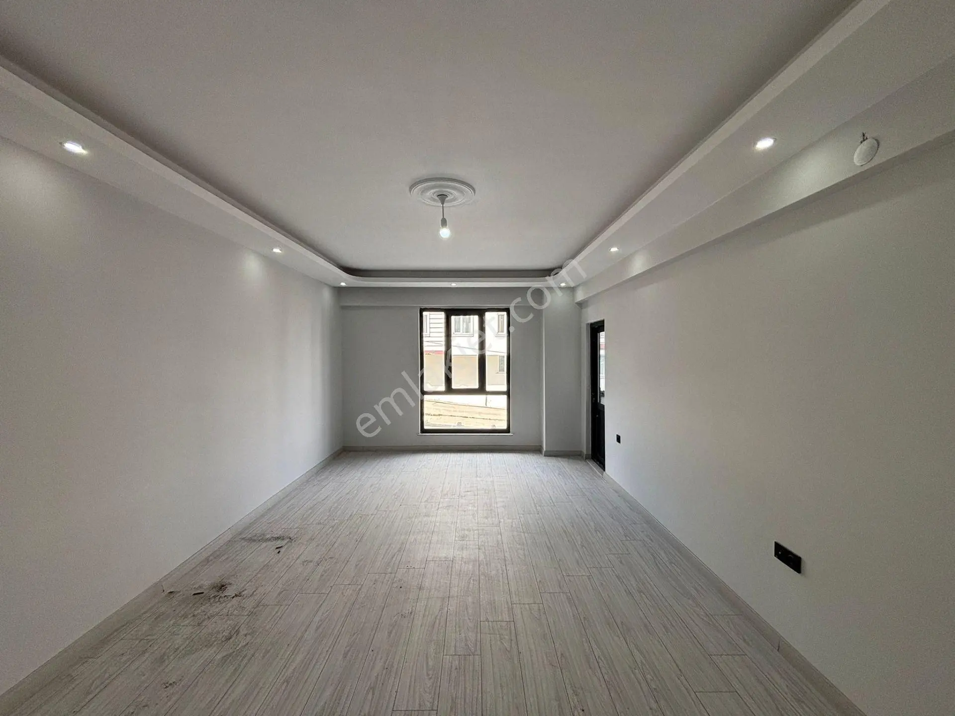 **eryıldız İnşaat'tan 7/24 Güvenlikli Havuzlu Site İçinde 155m2 Ebeweyn Banyolu 3+1 — fotoğraf 15