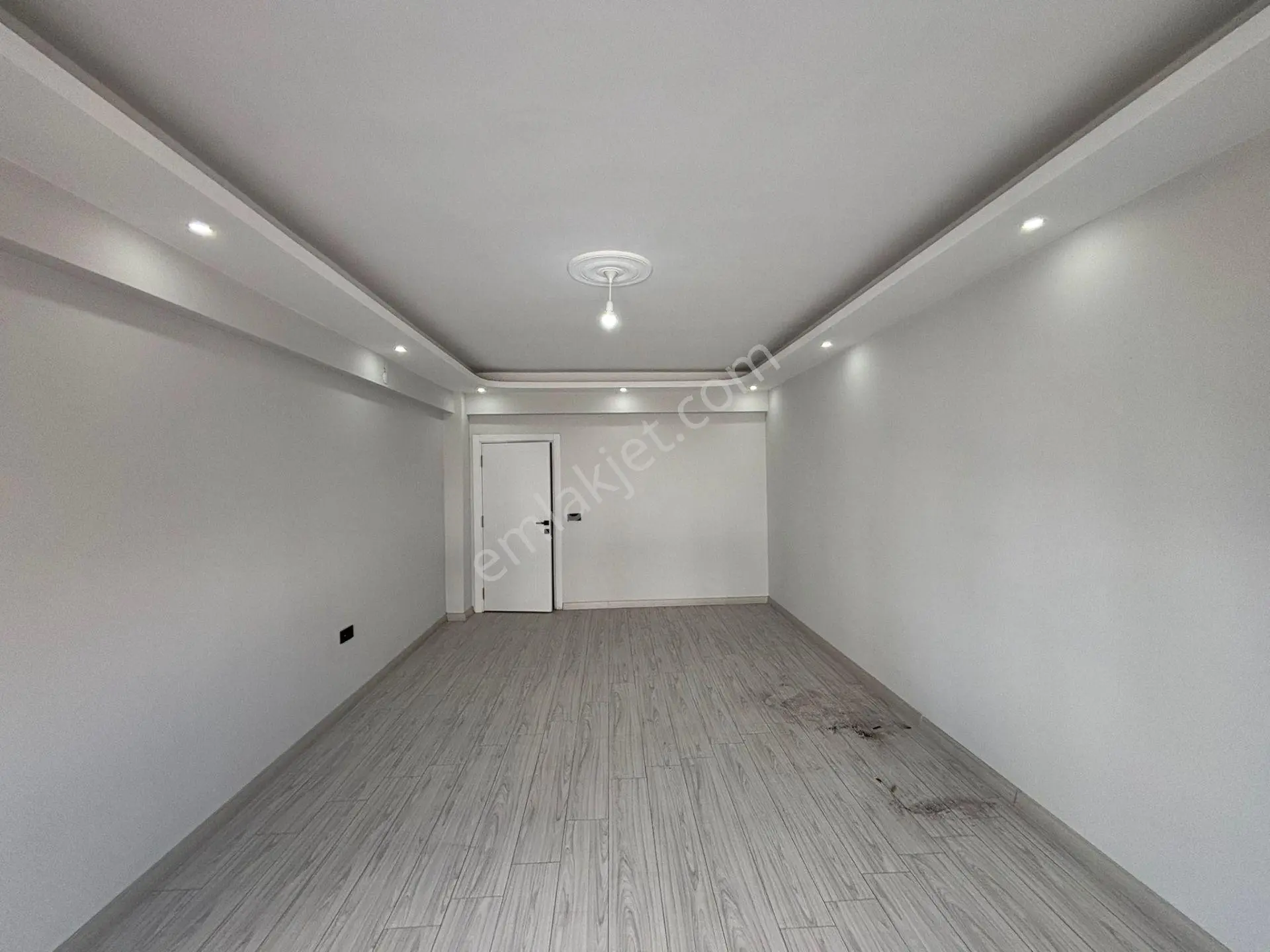 **eryıldız İnşaat'tan 7/24 Güvenlikli Havuzlu Site İçinde 155m2 Ebeweyn Banyolu 3+1 — fotoğraf 16