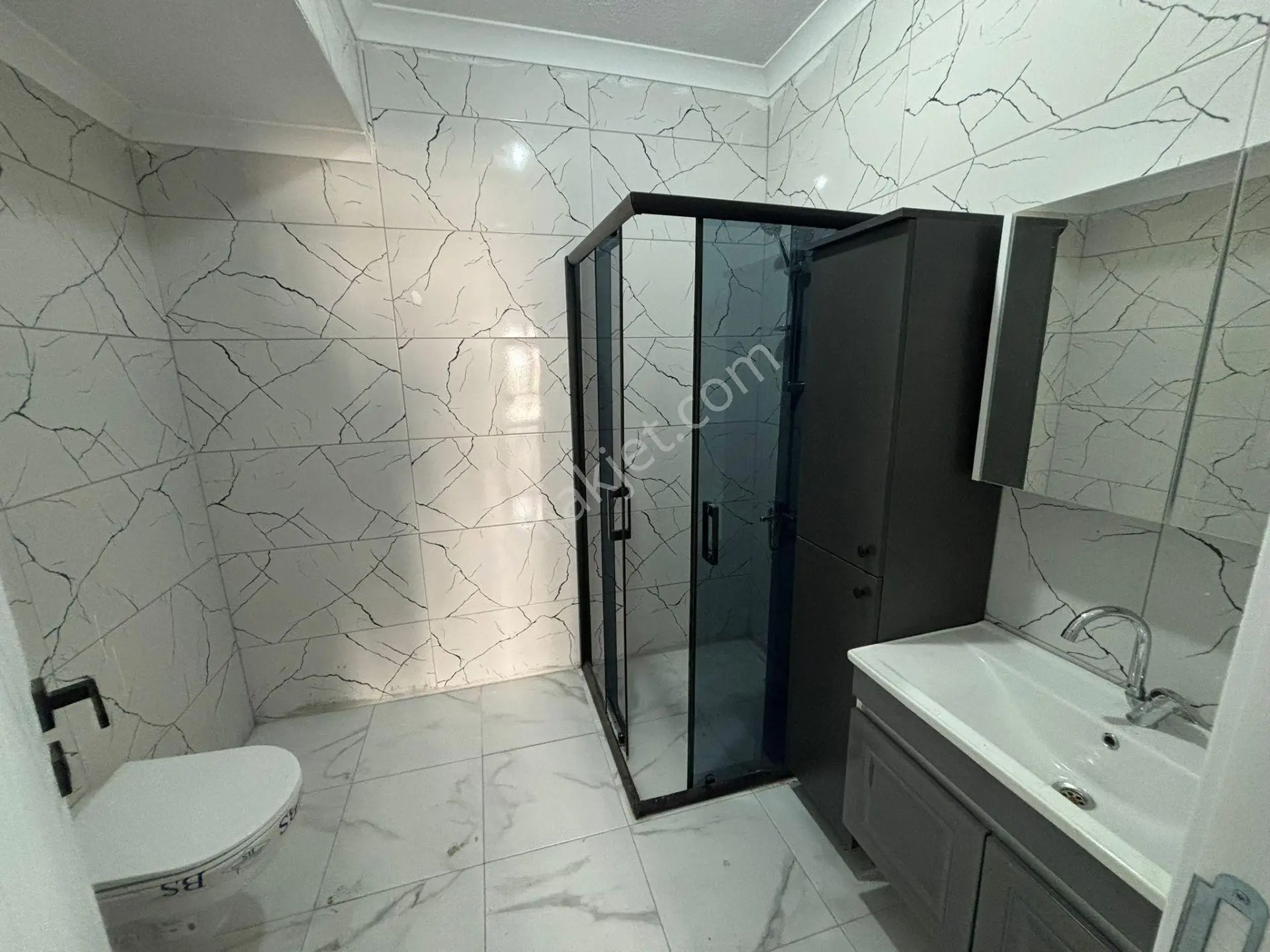 **eryıldız İnşaat'tan 7/24 Güvenlikli Havuzlu Site İçinde 155m2 Ebeweyn Banyolu 3+1 — fotoğraf 33