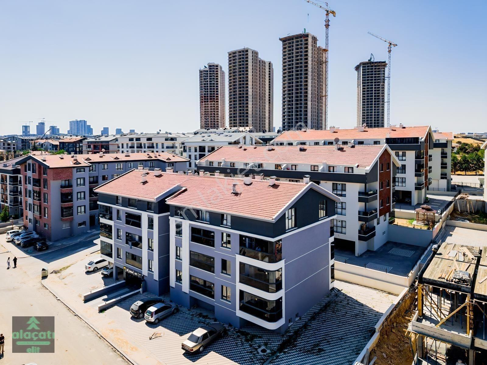 İncek İskanlı 62 M² Sıfır Cam Balkonlu Satılık 1+1 Daire — fotoğraf 3