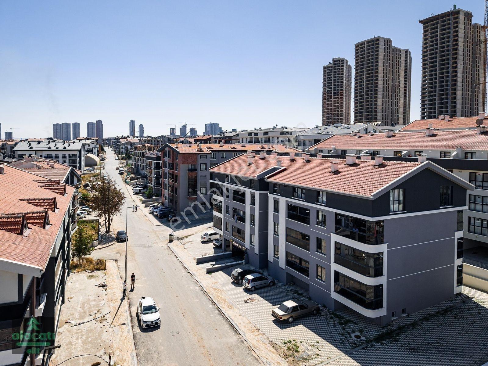 İncek İskanlı 62 M² Sıfır Cam Balkonlu Satılık 1+1 Daire — fotoğraf 4