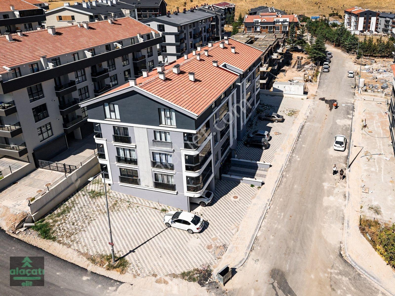 İncek İskanlı 62 M² Sıfır Cam Balkonlu Satılık 1+1 Daire — fotoğraf 6