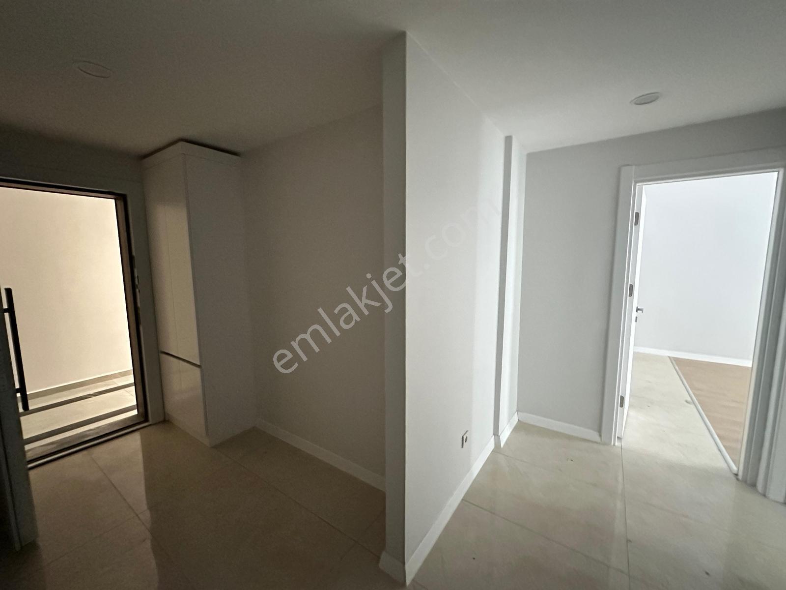Beylikdüzü Gürpınar Kiptaş Kırlangıç Evler Satılık 1+1 Bahçe Kat — fotoğraf 7