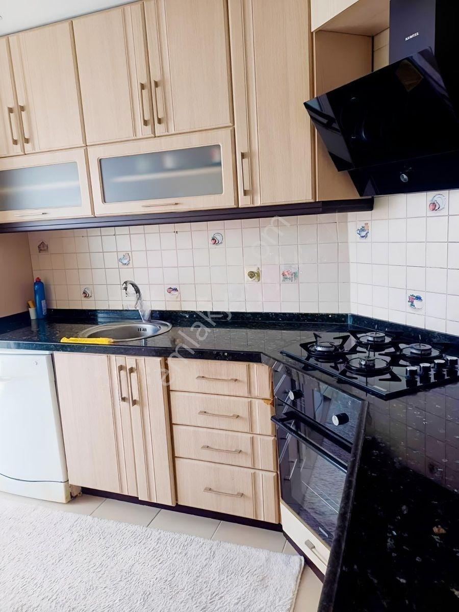 3+1 Çıçekkent'te Satılık Daire Asansörlü Masrafsız Özenle Yapılı — fotoğraf 15