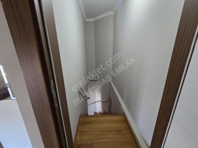 Konyaaltı Liman Mah.'de Satılık Eşyalı 2+1 Geniş Daire — fotoğraf 17