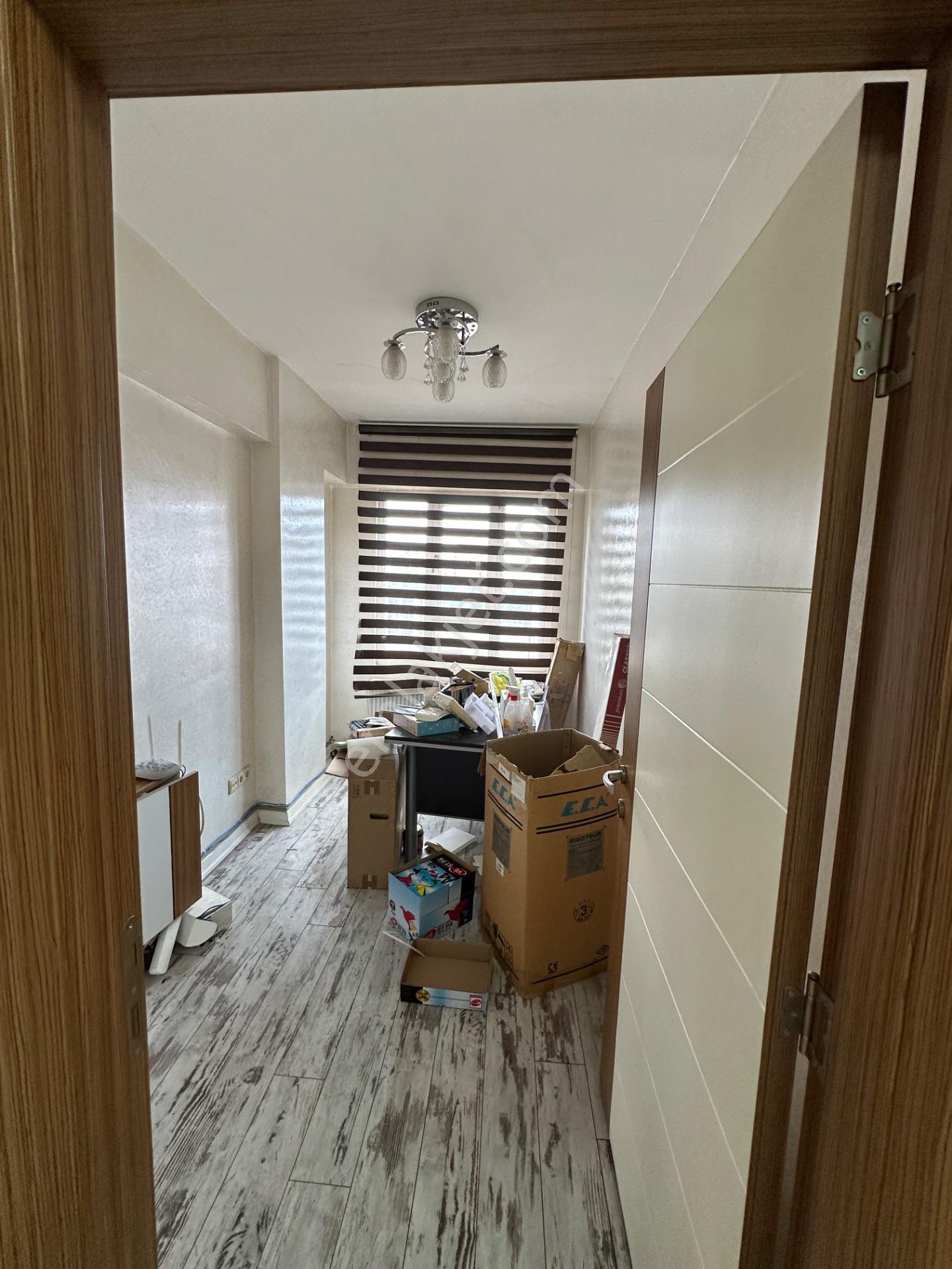 Adliye Civari Satlık Ofis — fotoğraf 8