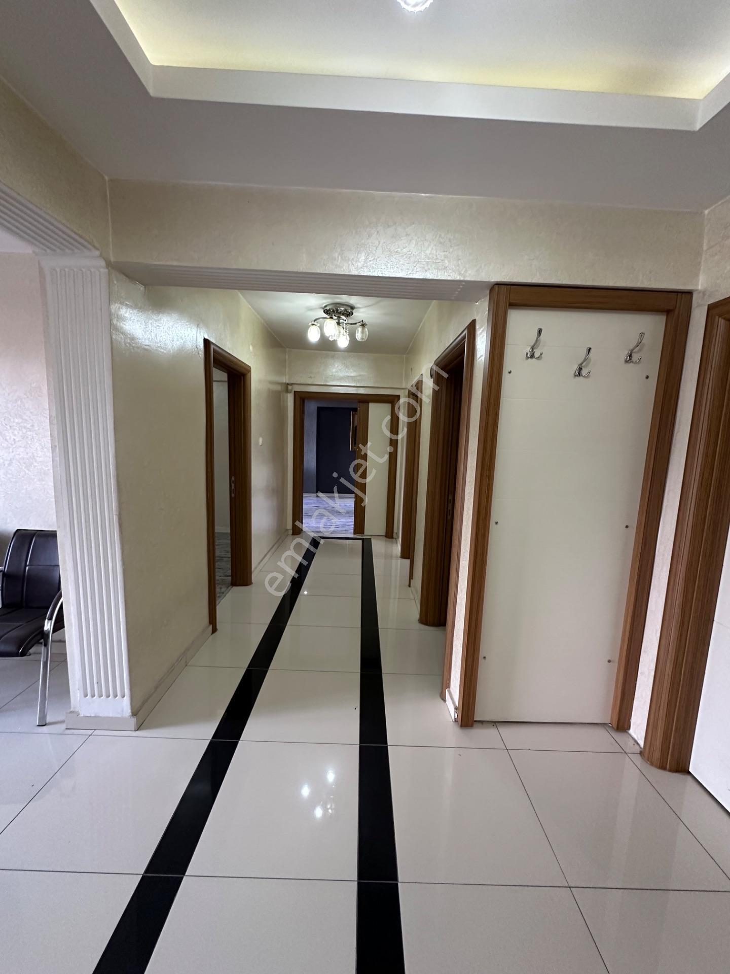 Adliye Civari Satlık Ofis — fotoğraf 10