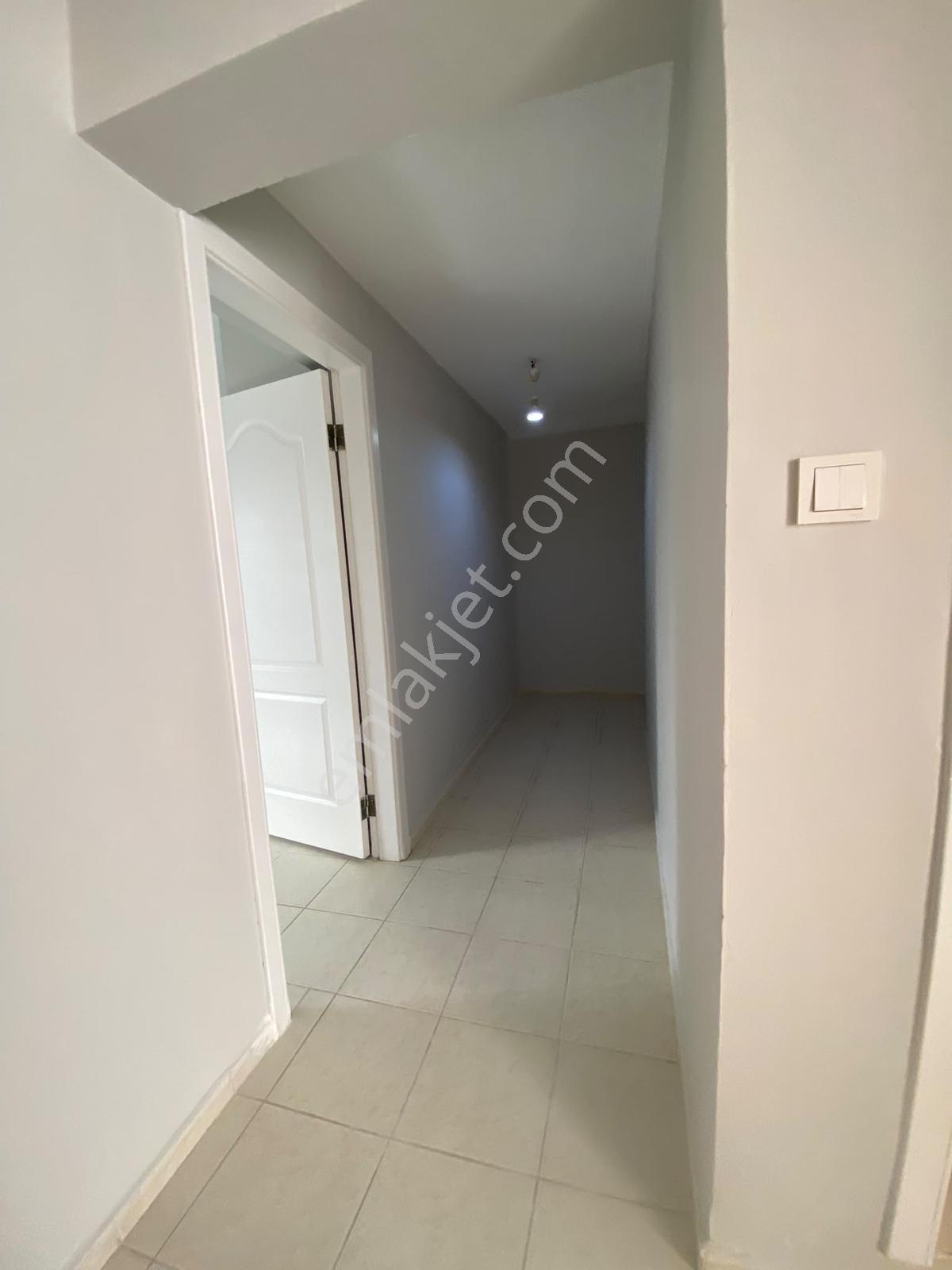 Egemed Hastanesi Yakını | Emsallerinden Geniş 2+1 — fotoğraf 21