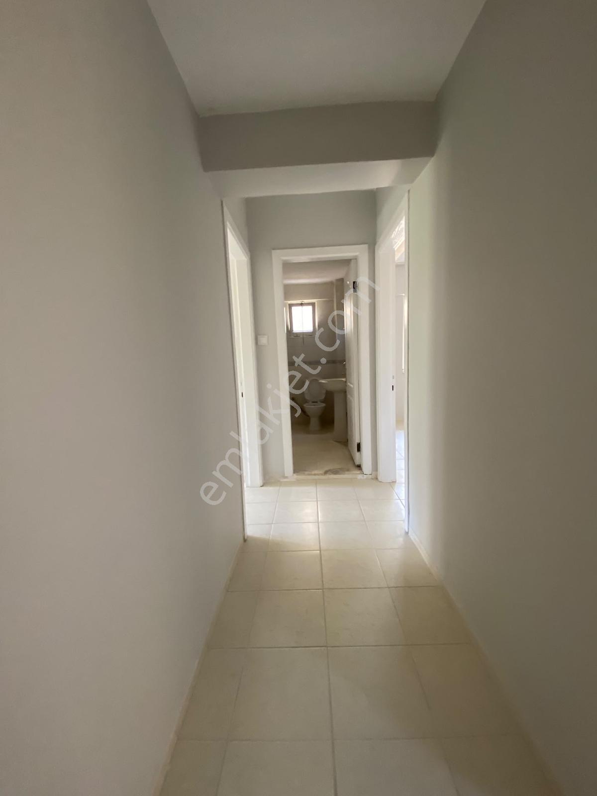 Egemed Hastanesi Yakını | Emsallerinden Geniş 2+1 — fotoğraf 22