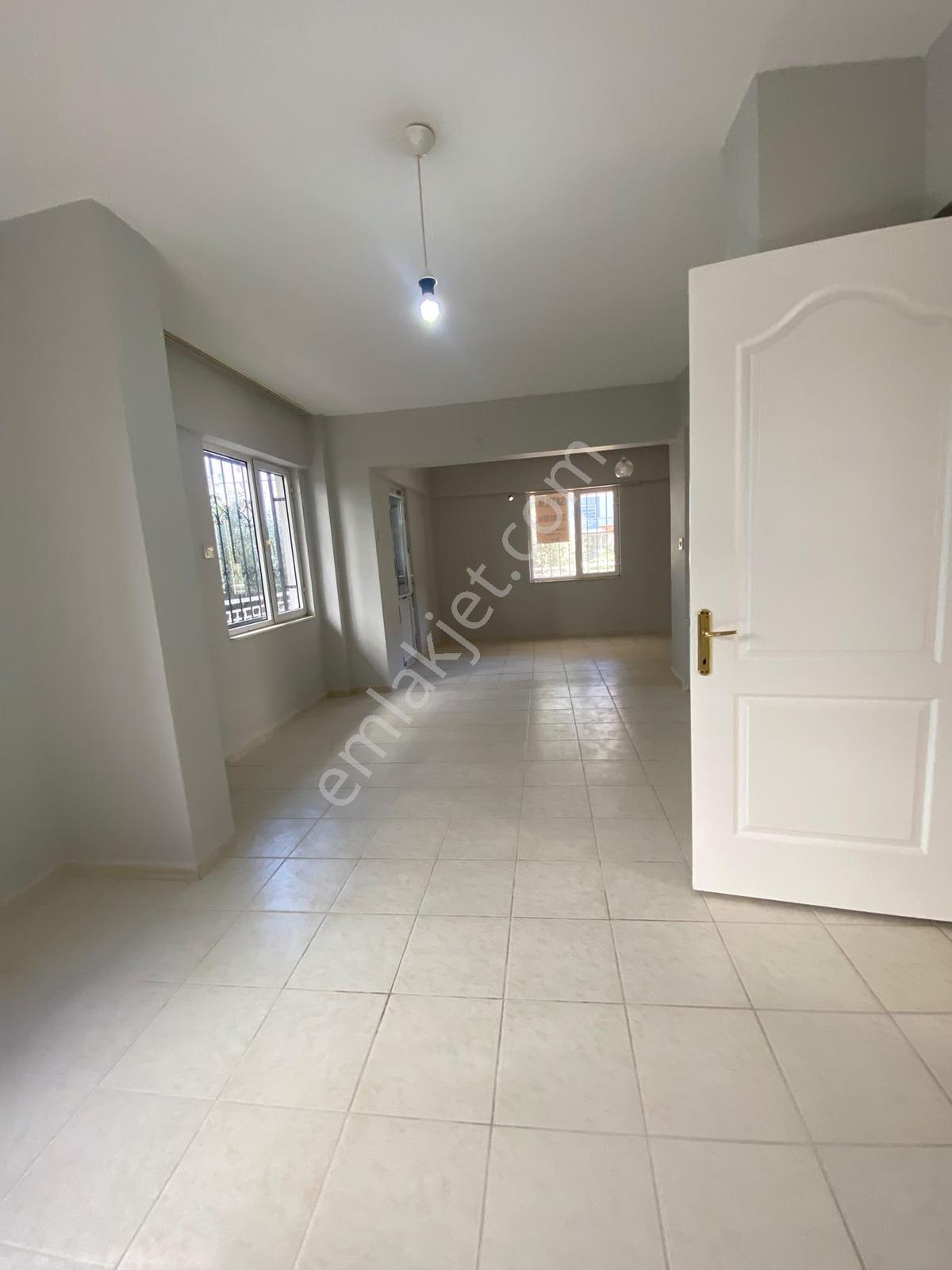 Egemed Hastanesi Yakını | Emsallerinden Geniş 2+1 — fotoğraf 28