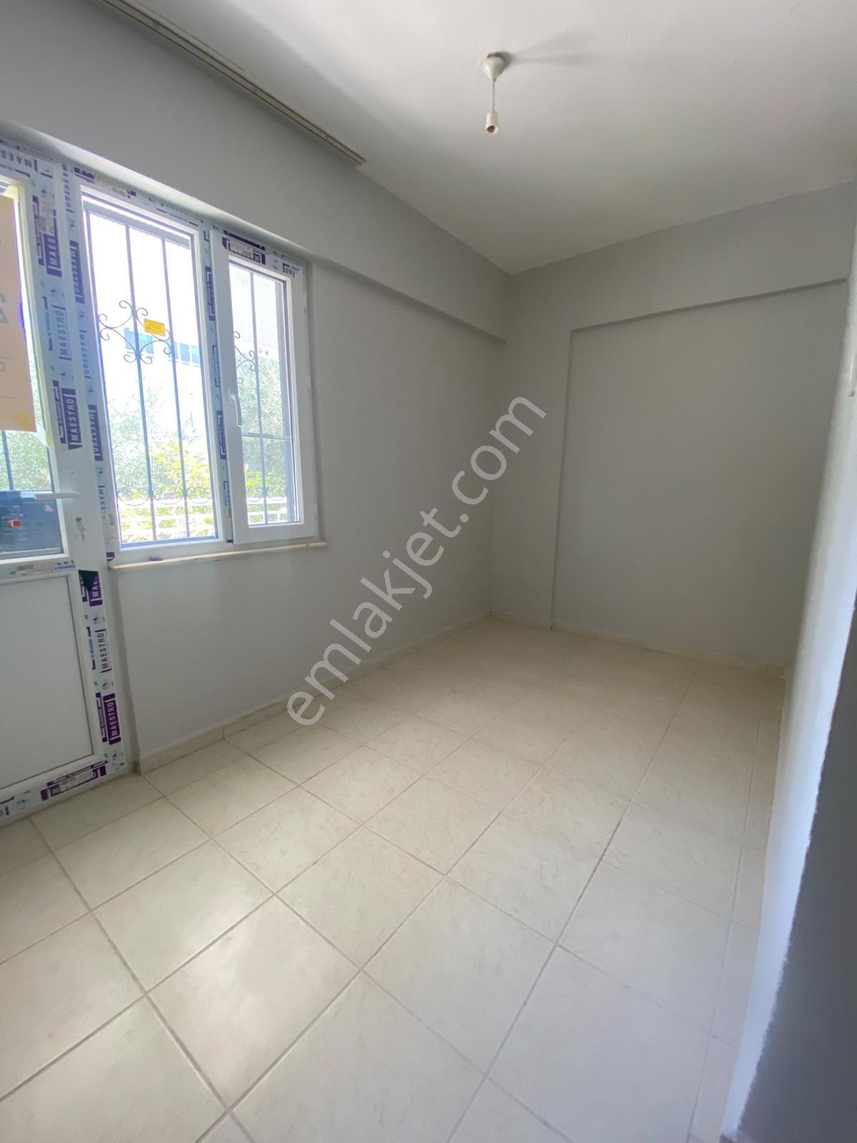 Egemed Hastanesi Yakını | Emsallerinden Geniş 2+1 — fotoğraf 33