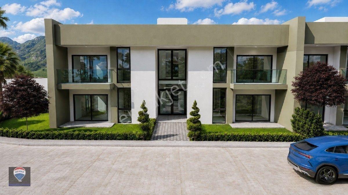 Aydın Kuşadası'nda Satılık 1+1 Oksijen Deposu Doğayla İç İçe, Prestijli Ve Lüks...