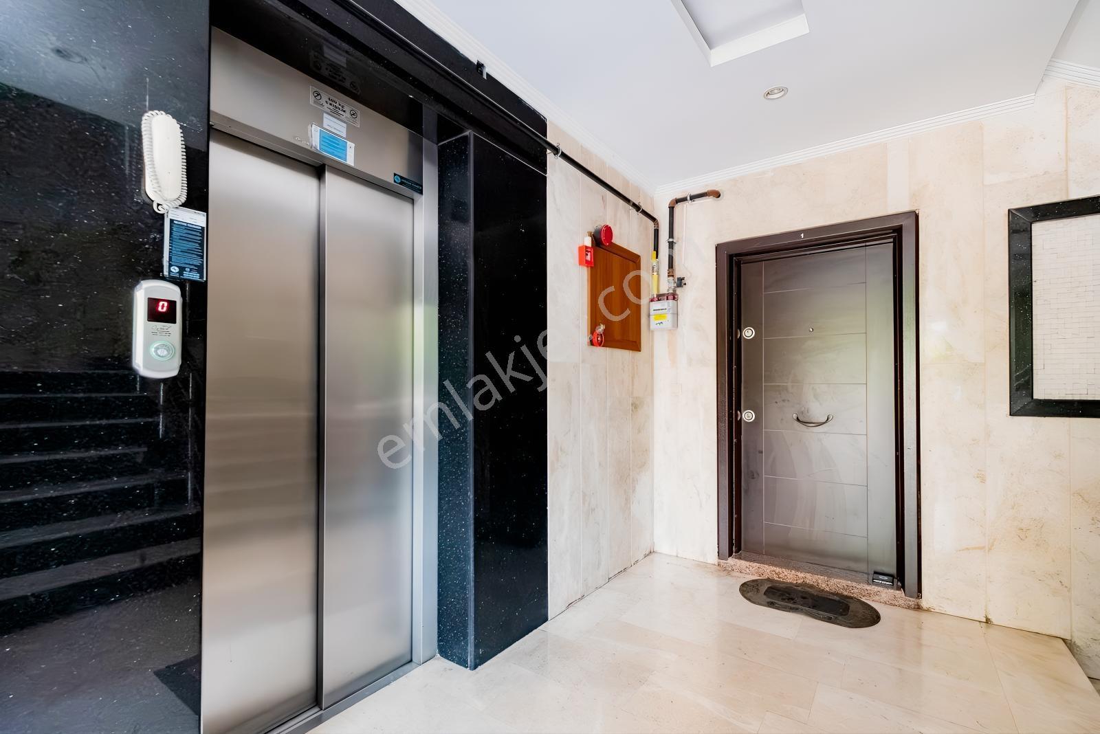 Kanyon Evlerinde Satılık 3+1 Havuzlu Site İçi Daire — fotoğraf 17