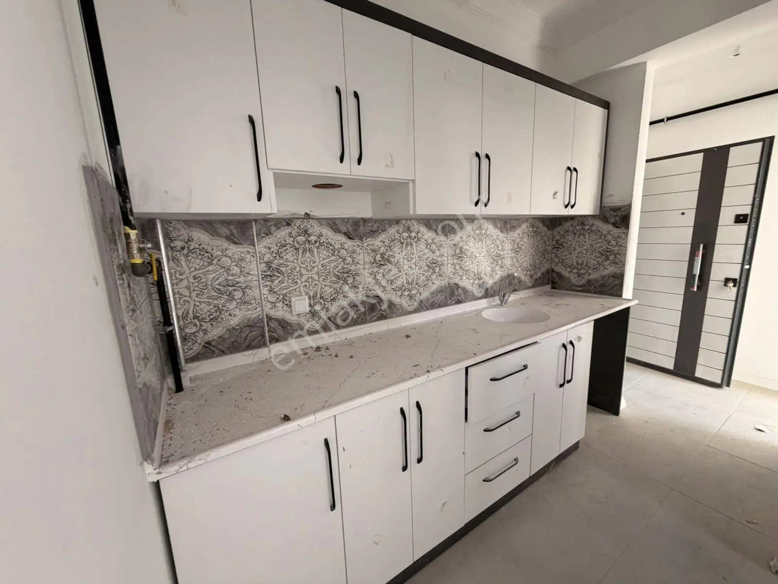 Osmangazı Mah. Oba Düğün Salonu Karşısı 1+1 Sıfır Satılık Apart — fotoğraf 8