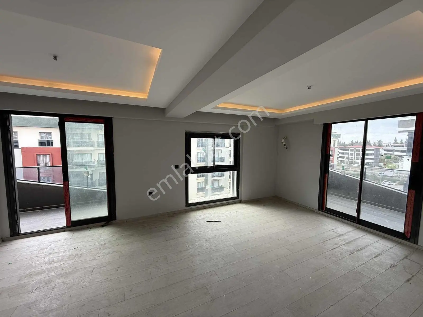 Uygan'dan Yedieylül Mah. 3+1 205m² Teraslı Dubleks Havuzlu Site — fotoğraf 4