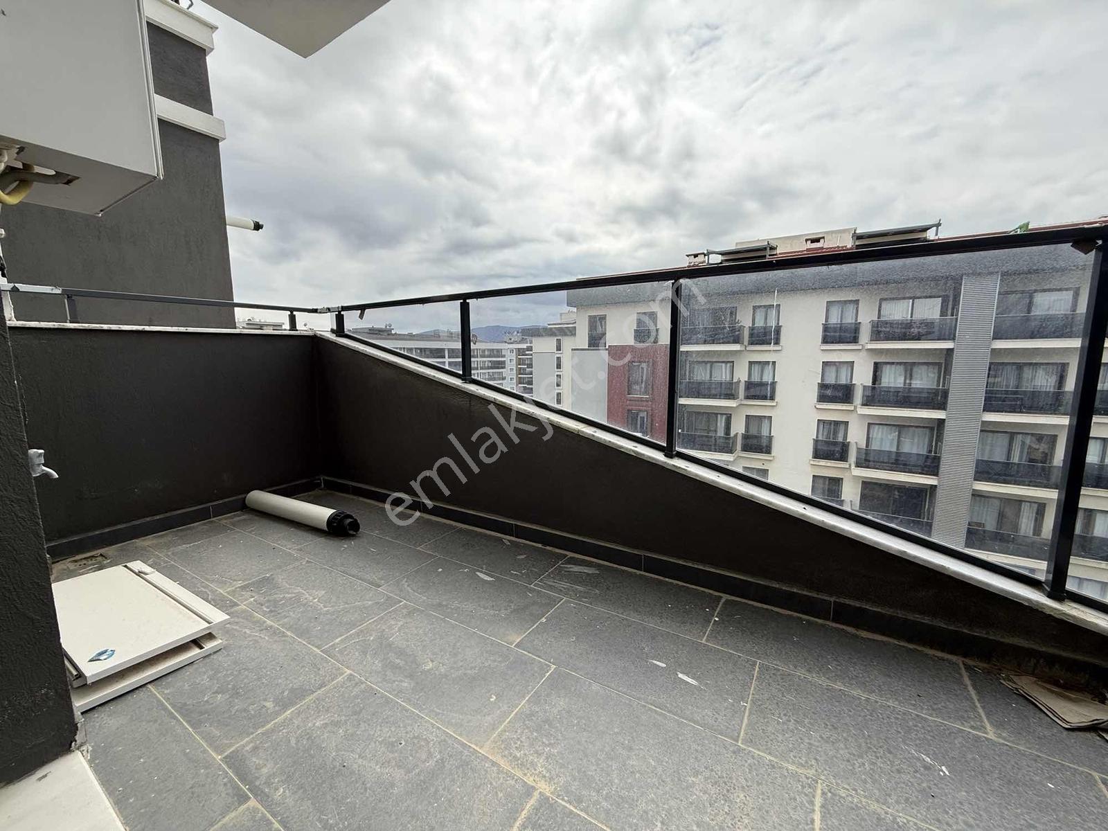 Uygan'dan Yedieylül Mah. 3+1 205m² Teraslı Dubleks Havuzlu Site — fotoğraf 6